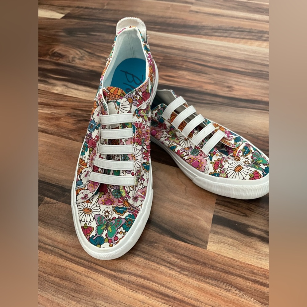 Size 9 Blowfish sneakers